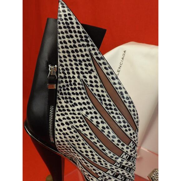 NIB BALENCIAGA MULTI COLOR PYTHON WOVEN WINGS SCULPTURE HEELS PUMPS 41 $3K - Picture 9 of 12